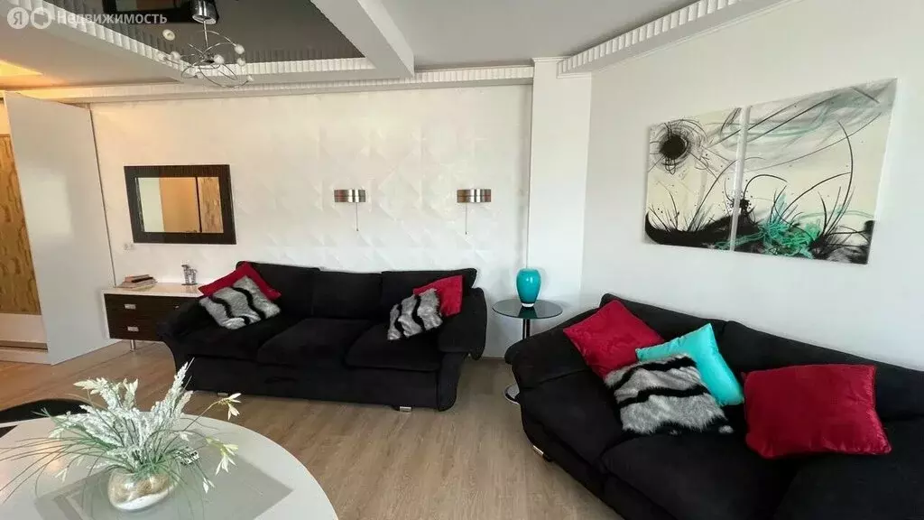 2-комнатная квартира: Ялта, улица Щорса, 30 (75 м) - Фото 0