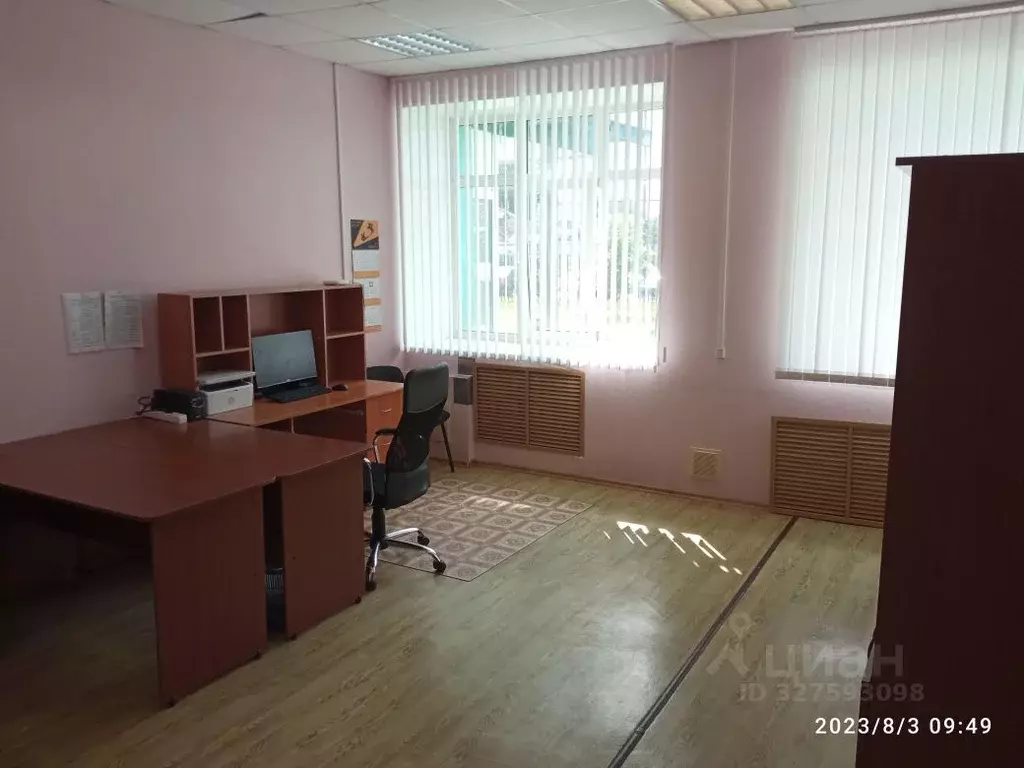 Помещение свободного назначения в Пензенская область, Каменка ул. ... - Фото 1