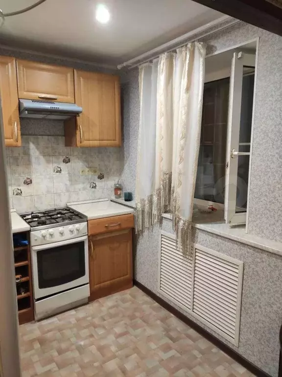 2-к. квартира, 45 м, 1/5 эт. - Фото 1