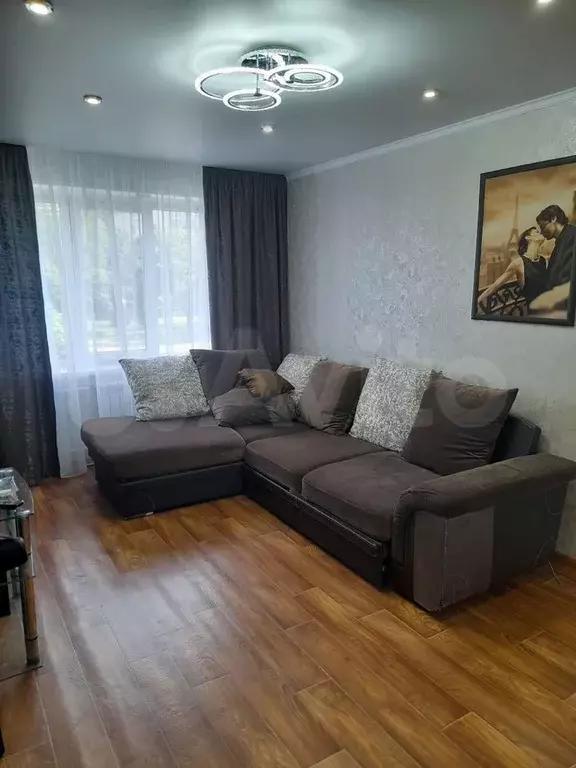 3-к. квартира, 61 м, 2/5 эт. - Фото 0