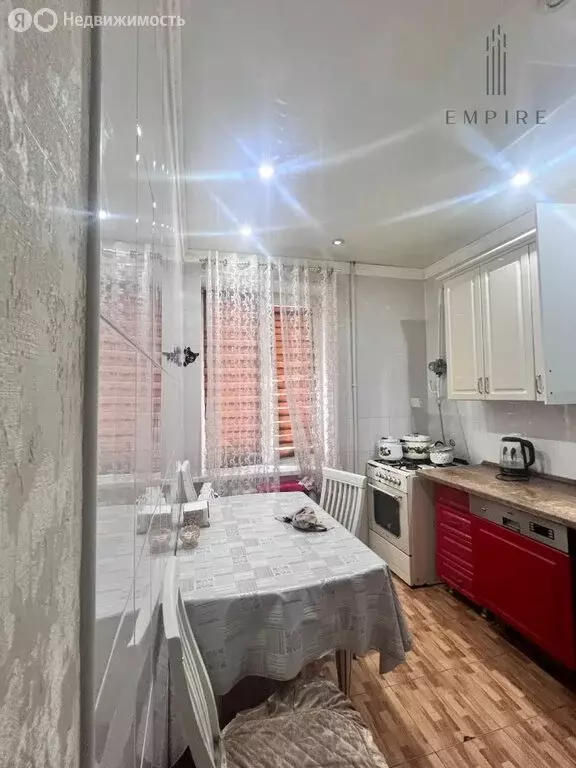 3-комнатная квартира: Грозный, Фасадная улица, 4 (64 м) - Фото 2