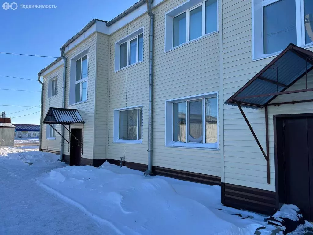 2-комнатная квартира: Омская область, рабочий посёлок Павлоградка, ... - Фото 1