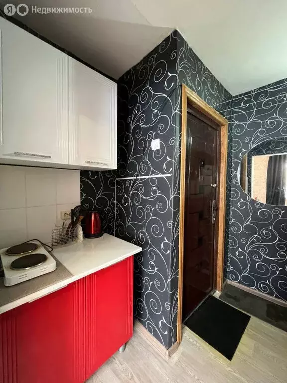 1-комнатная квартира: Соликамск, Молодёжная улица, 19 (18.1 м) - Фото 1