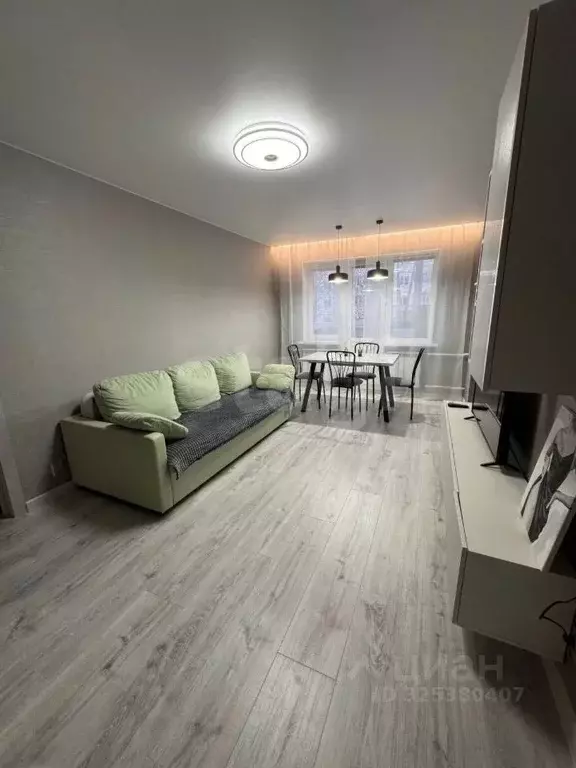 2-к кв. Коми, Сыктывкар Октябрьский просп., 42 (44.5 м) - Фото 2