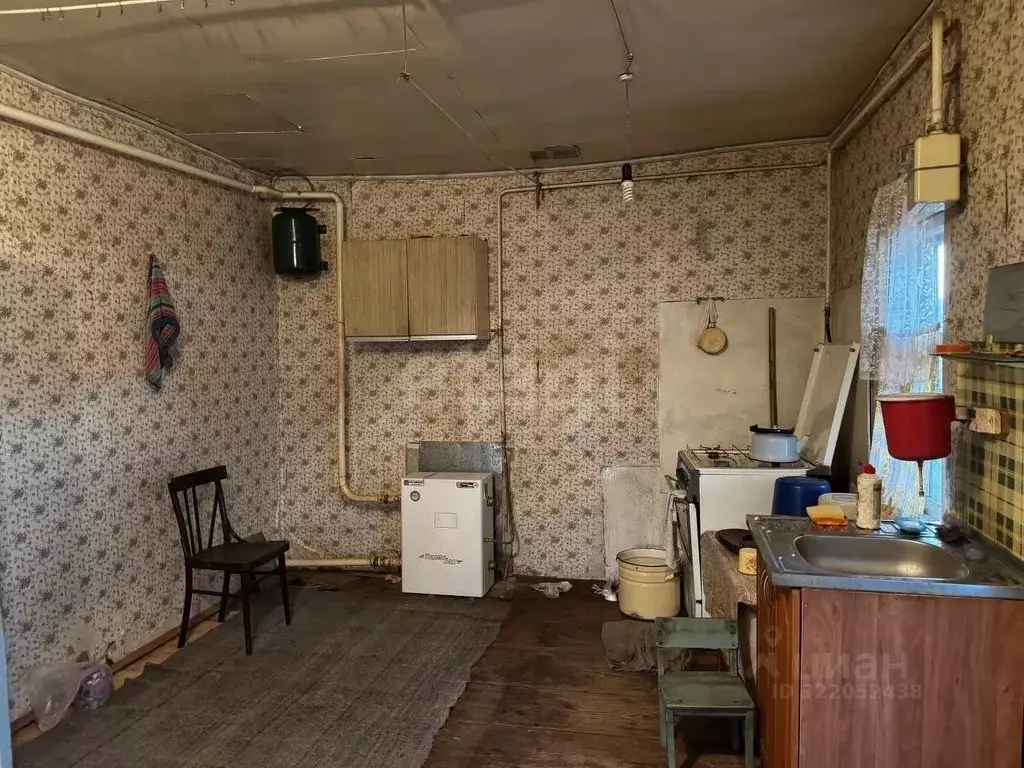 Дом в Брянская область, Жуковский муниципальный округ, с. Ржаница ул. ... - Фото 1