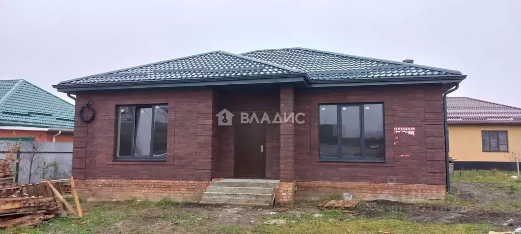 Дом в Белгородская область, Белгородский район, Пушкарское с/пос, с. ... - Фото 1