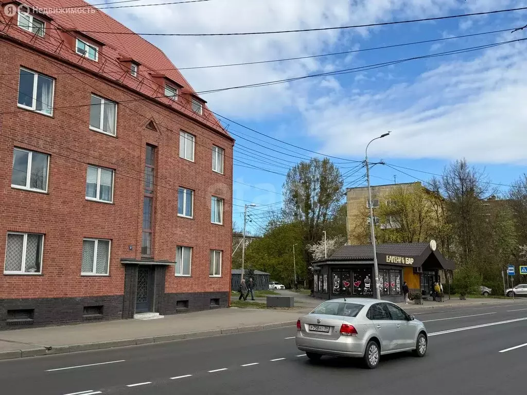 3-комнатная квартира: Калининград, Нарвская улица, 37 (60.6 м) - Фото 2