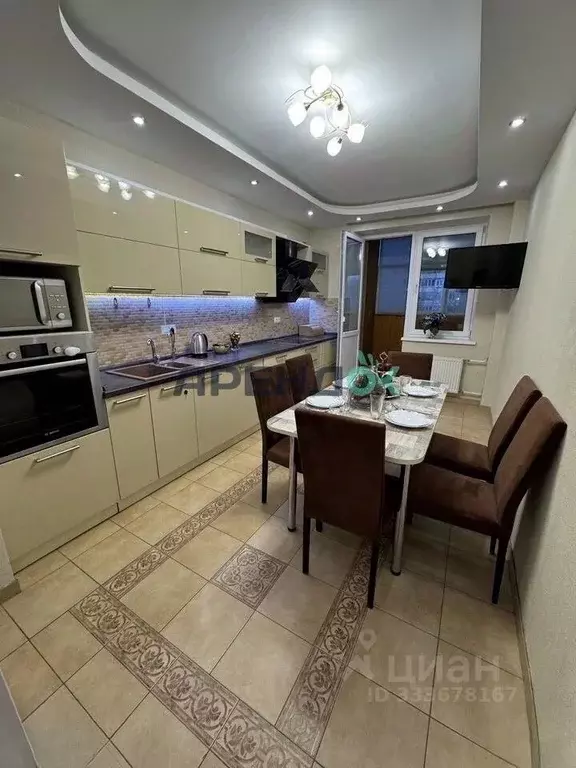 2-к кв. Татарстан, Казань ул. Маршала Чуйкова, 62 (80.0 м) - Фото 1
