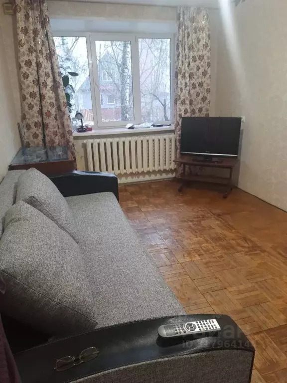 1-к кв. Удмуртия, Ижевск Школьная ул., 9 (33.0 м) - Фото 0