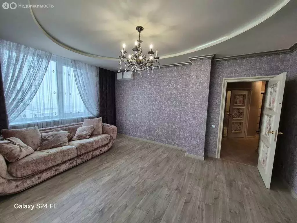 2-комнатная квартира: Белгород, Садовая улица, 6 (68 м) - Фото 2