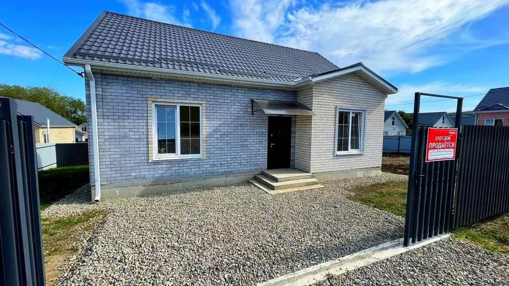 Дом в Краснодарский край, Северский район, Ильское городское ... - Фото 1