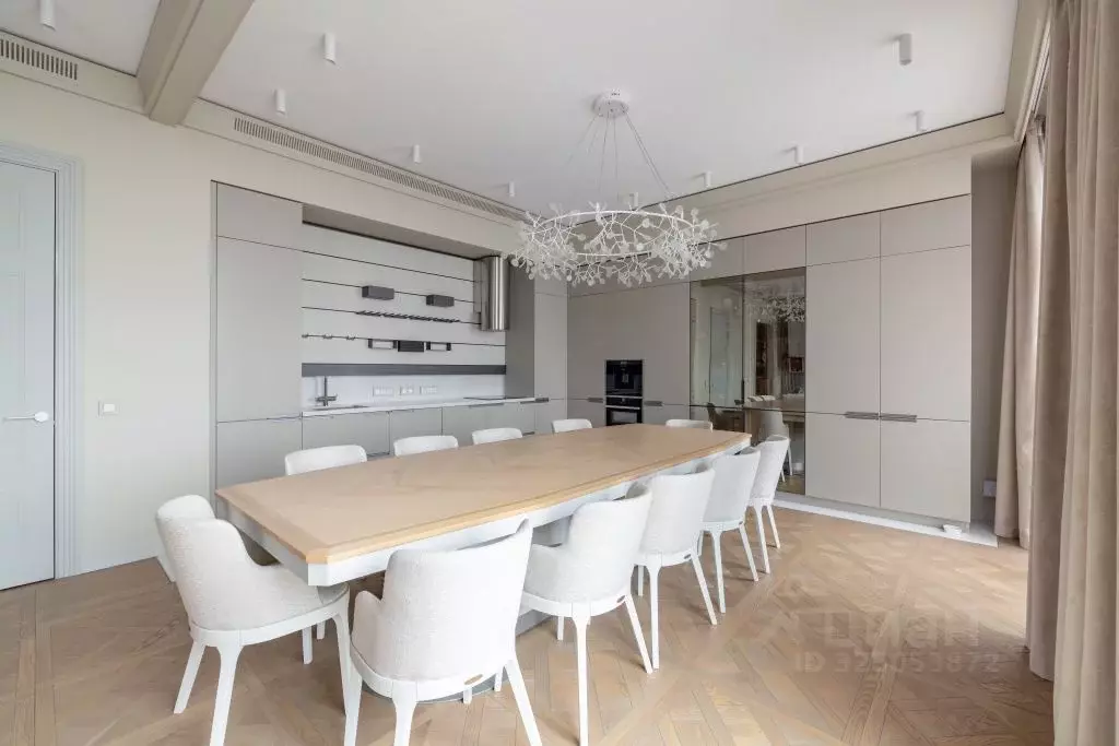 6-к кв. Москва Гжатская ул., 5к1 (231.2 м) - Фото 2