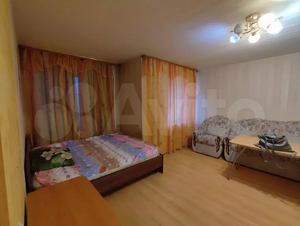1-к. квартира, 55 м, 1/9 эт. - Фото 0