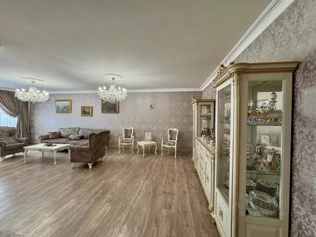 4-к кв. Северная Осетия, Владикавказ ул. Гастелло, 65/56 (165.0 м) - Фото 2