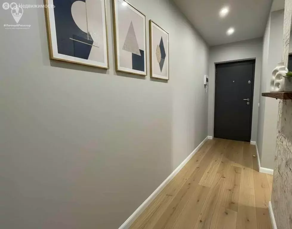 3-комнатная квартира: Спасск-Рязанский, Высоковольтная улица, 2 (57.3 ... - Фото 1