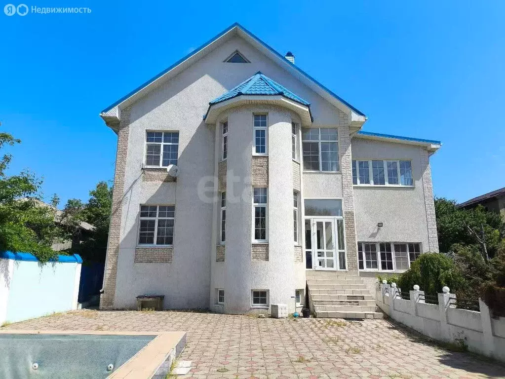 Дом в Ростов-на-Дону, улица Пирогова (444 м) - Фото 1