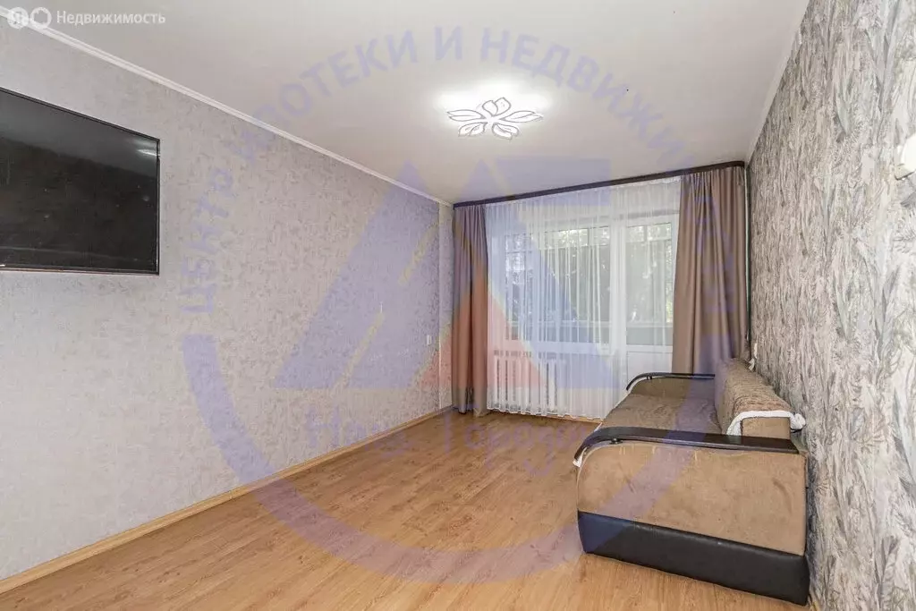 1-комнатная квартира: Курган, Уральская улица, 24 (30.1 м) - Фото 1