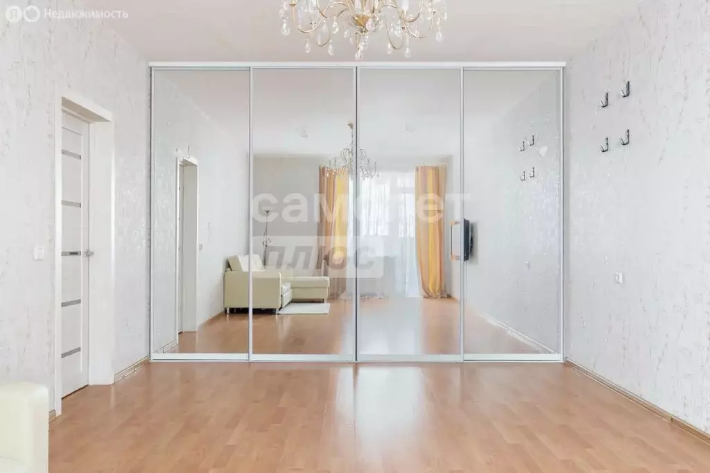 2-комнатная квартира: Мурино, улица Шоссе в Лаврики, 87 (70.5 м) - Фото 1