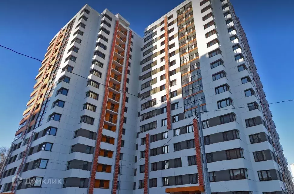 Продаётся 2-к квартира, 70 м - Фото 0