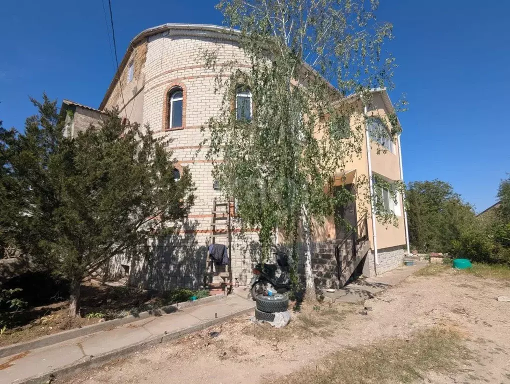 Дом в Крым, Черноморское пгт ул. Цветочная, 3 (287 м) - Фото 0