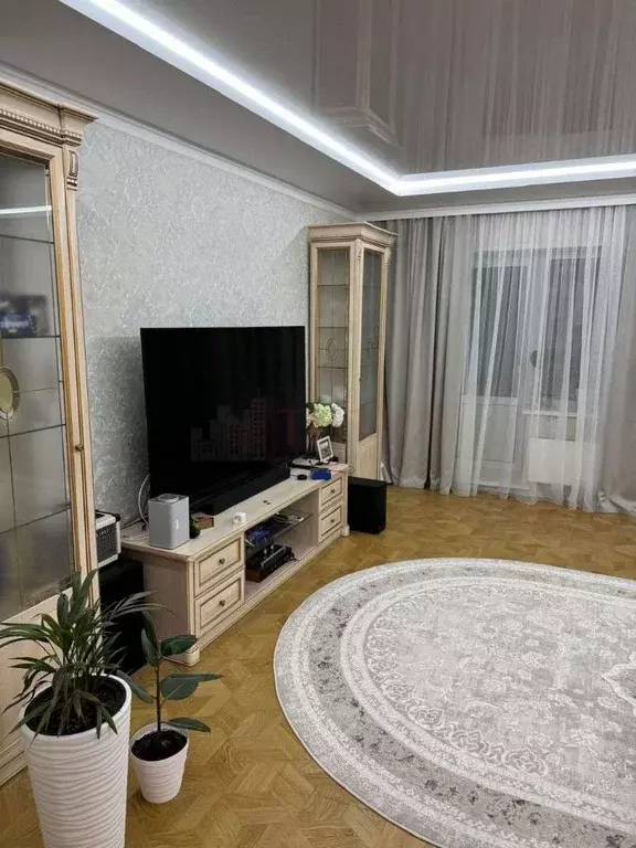 3-к кв. Белгородская область, Старый Оскол Степной мкр, 5 (98.0 м) - Фото 1