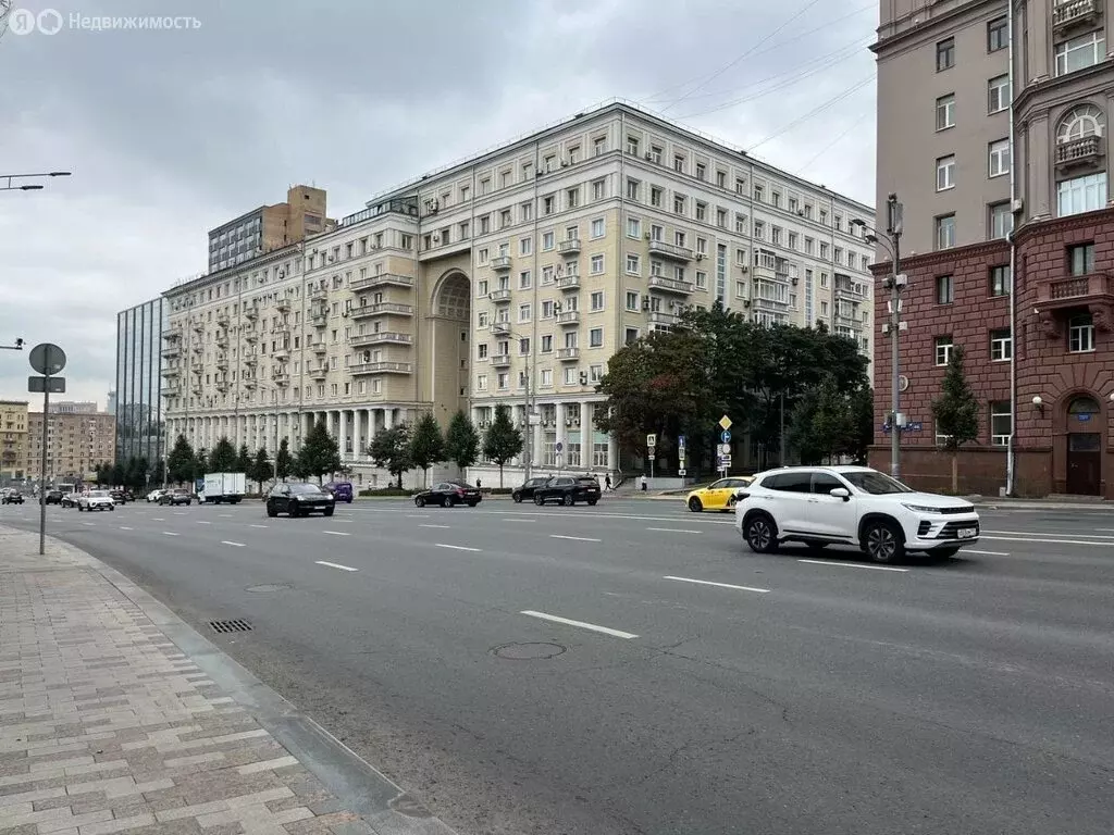 3-комнатная квартира: Москва, улица Земляной Вал, 48Б (94 м) - Фото 0