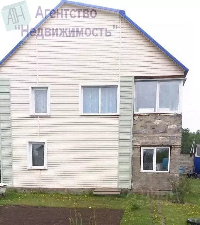 Дом в Кемеровская область, Ленинск-Кузнецкий район, с. Хмелево ... - Фото 0