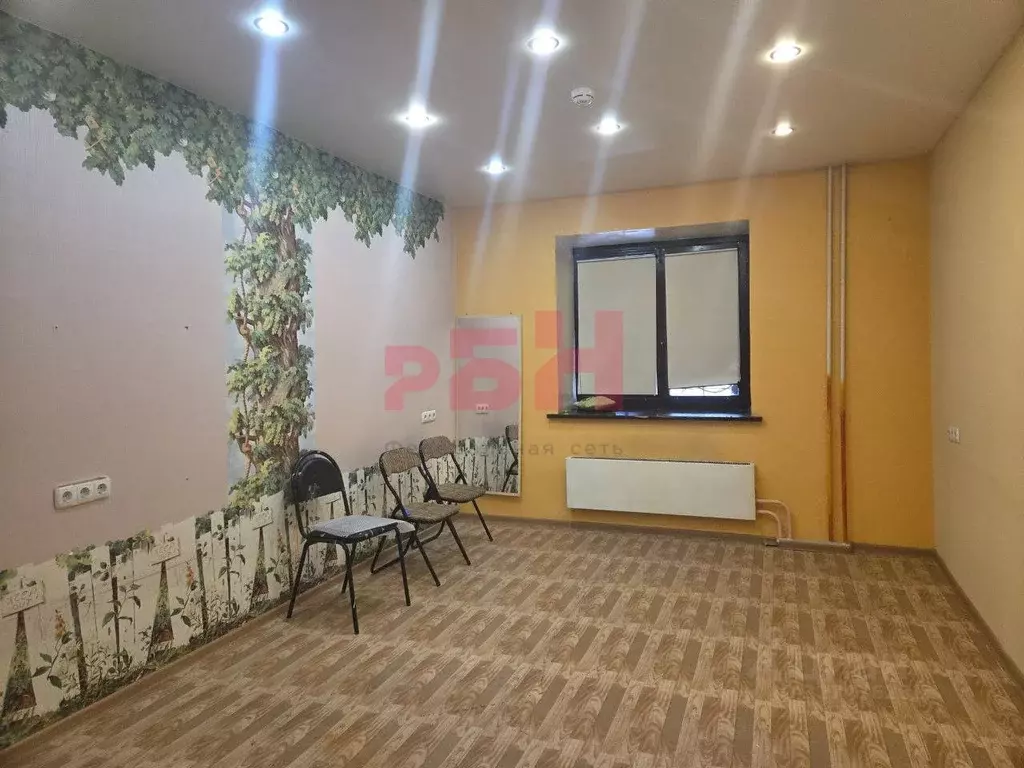 Помещение свободного назначения в Воронежская область, Воронеж ул. 25 ... - Фото 1