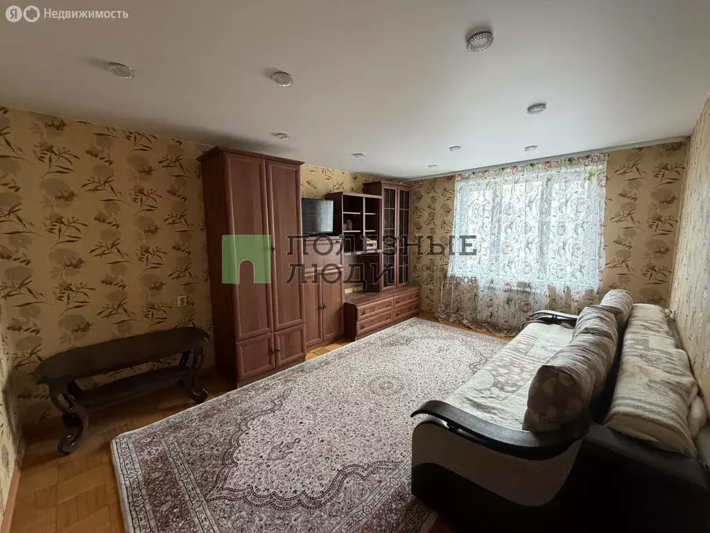 3-комнатная квартира: Ижевск, улица 40 лет Победы, 52 (54 м) - Фото 1