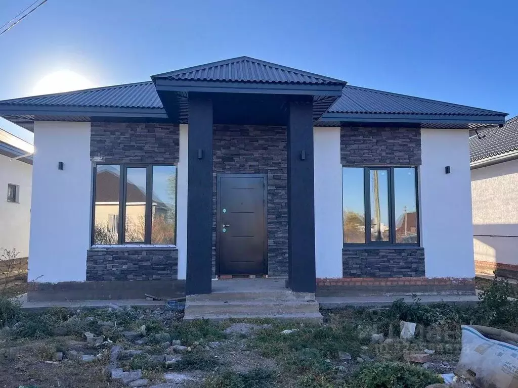 Дом в Оренбургская область, Оренбургский район, Южноуральский ... - Фото 1