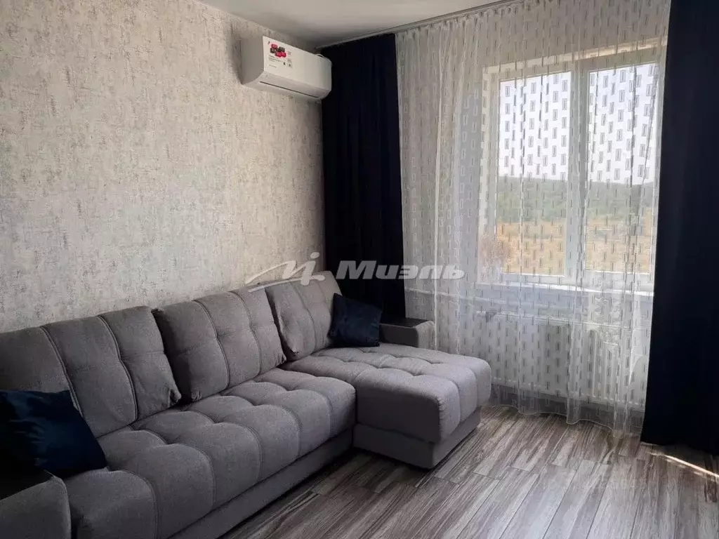 1-к кв. Крым, Симферополь ул. Балаклавская, 73Д (33.0 м) - Фото 1