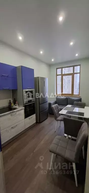 1-к кв. Волгоградская область, Волгоград Бакинская ул., 2А (42.4 м) - Фото 0