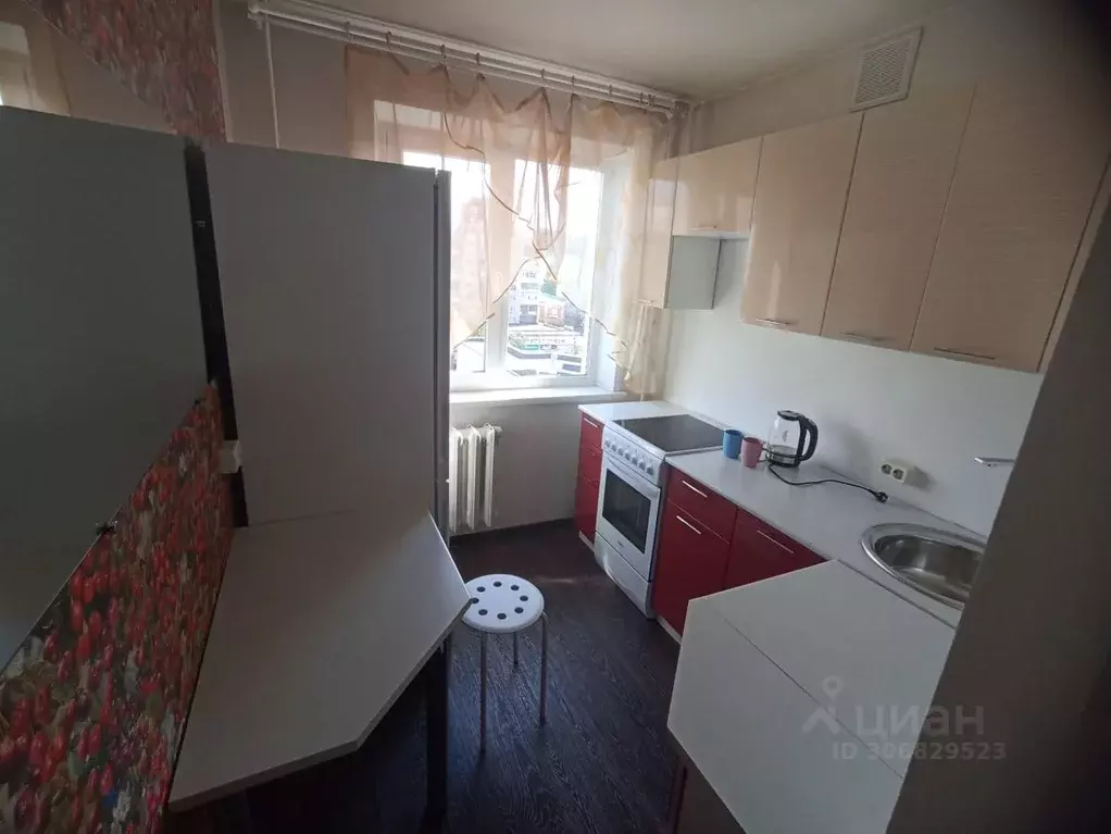 1-к кв. Новосибирская область, Новосибирск ул. Кошурникова, 41 (35.0 ... - Фото 0
