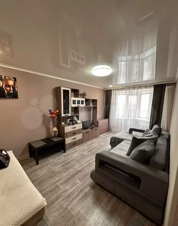 1-к. квартира, 45 м, 9/9 эт. - Фото 0
