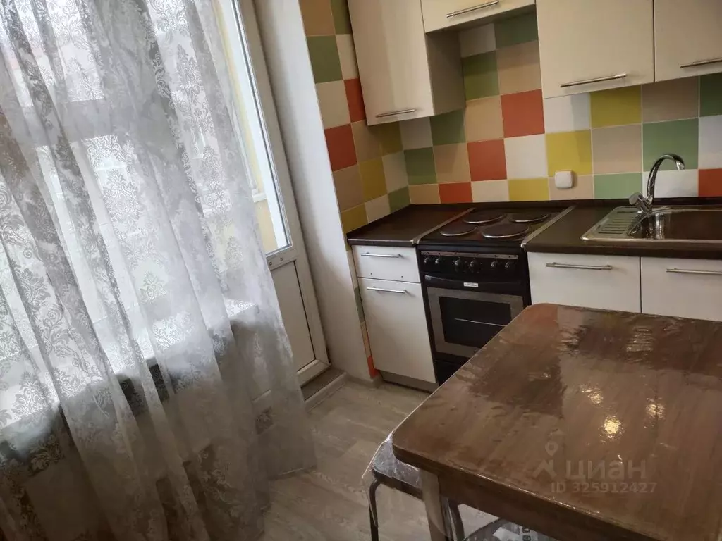 1-к кв. Иркутская область, Иркутск Первомайский мкр, 13А (42.0 м) - Фото 1