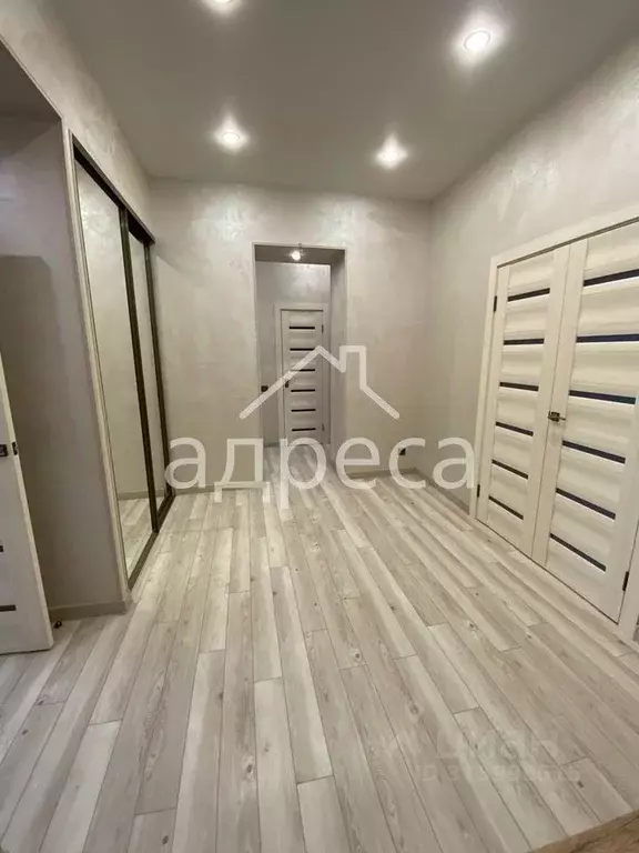 3-к кв. Самарская область, Самара Теннисная ул., 4 (85.4 м) - Фото 0