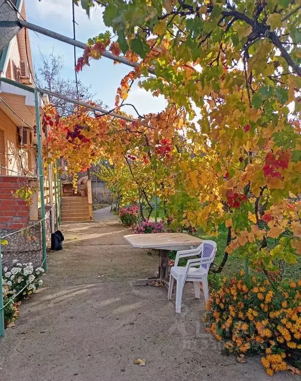 Дом в Крым, Сакский район, Уютненское с/пос, Прибой-2 садовое ... - Фото 1