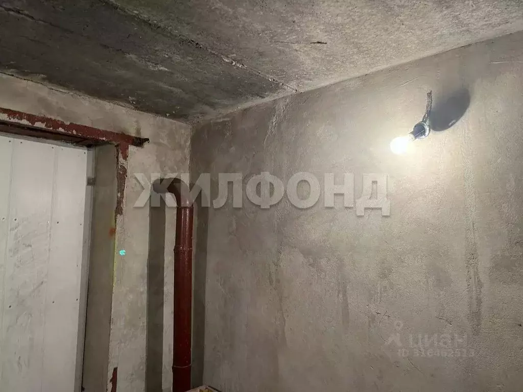 Гараж в Новосибирская область, Новосибирск Народная ул., 24 (35 м) - Фото 1