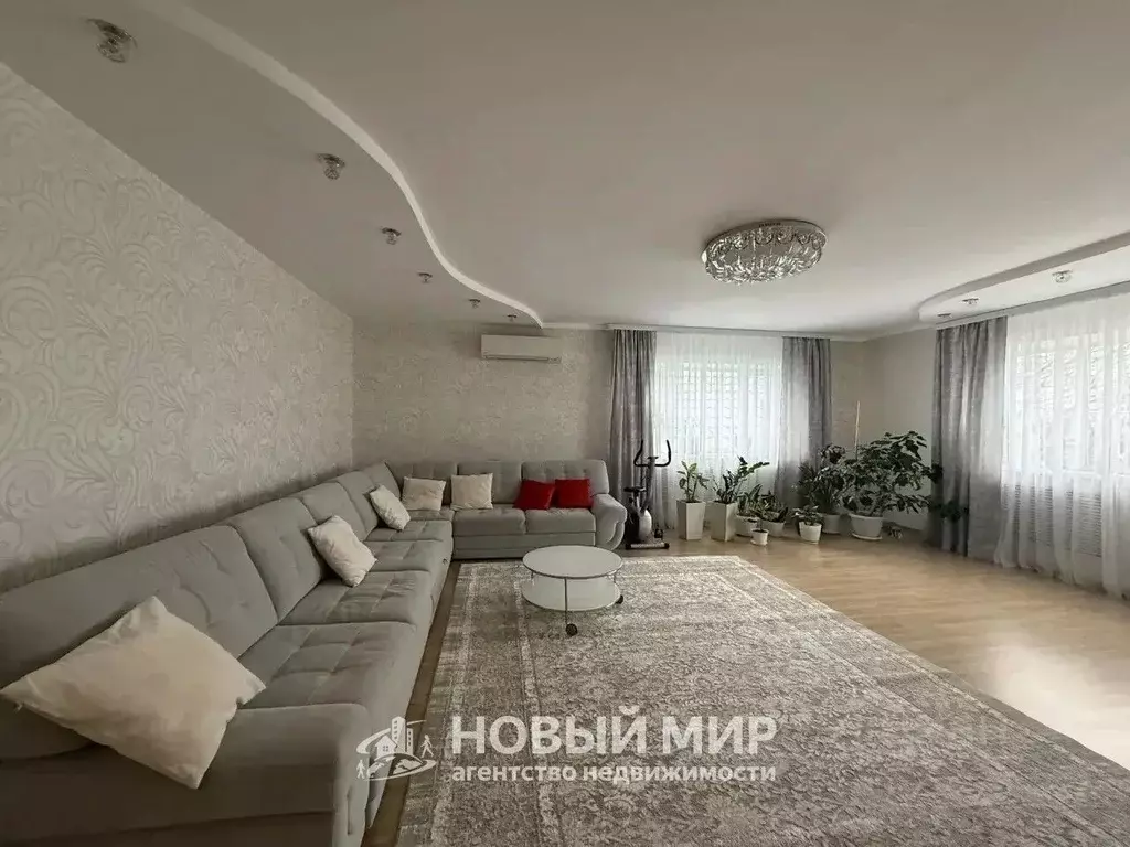 Дом в Нижегородская область, Шахунья Коммунистическая ул., 9 (330 м) - Фото 1