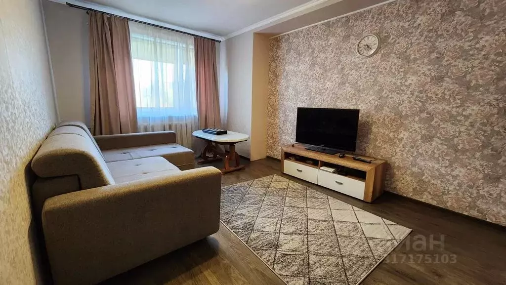 3-к кв. Калининградская область, Калининград ул. Кирова, 87 (68.0 м) - Фото 0