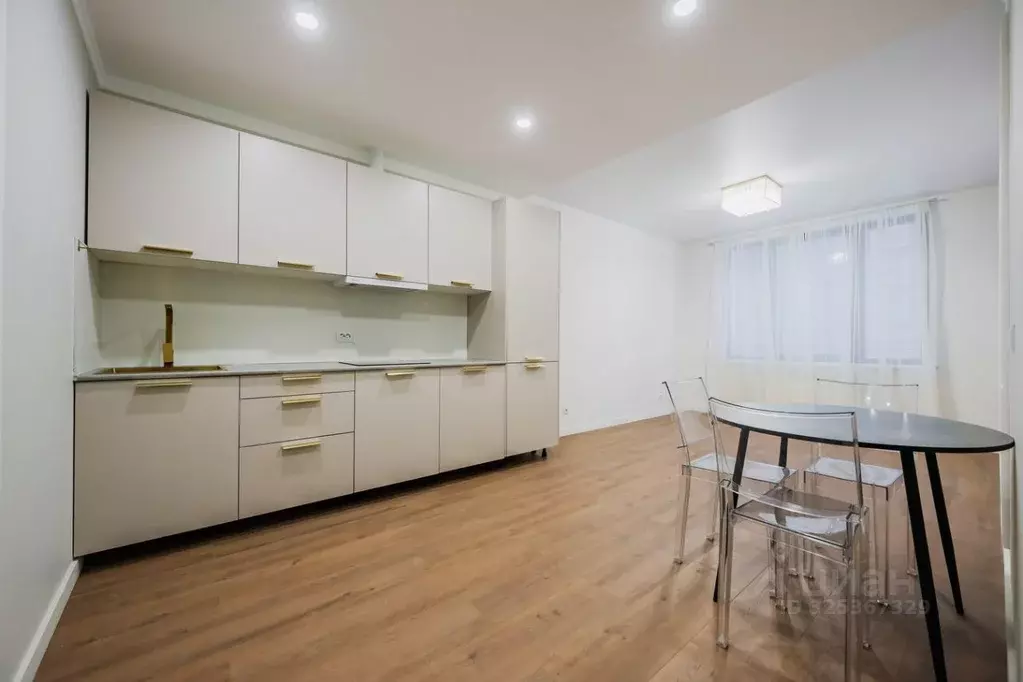 2-к кв. Свердловская область, Екатеринбург ул. Печерская, 4 (45.8 м) - Фото 1