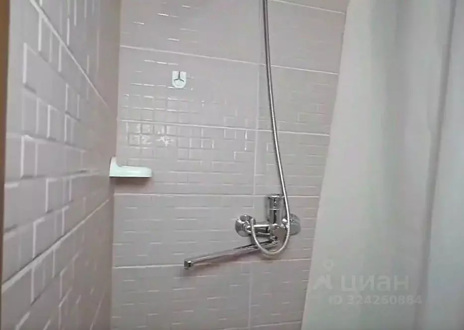 1-к кв. Брянская область, Брянск ул. Докучаева, 11 (39.0 м) - Фото 2