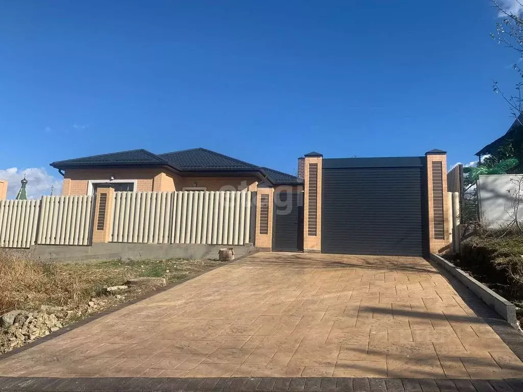 Дом в Краснодарский край, Горячий Ключ Черноморская ул., 24 (129 м) - Фото 1