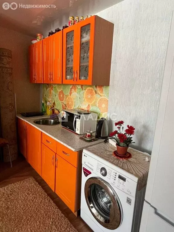 1к в 10-комнатной квартире (21.3 м) - Фото 2