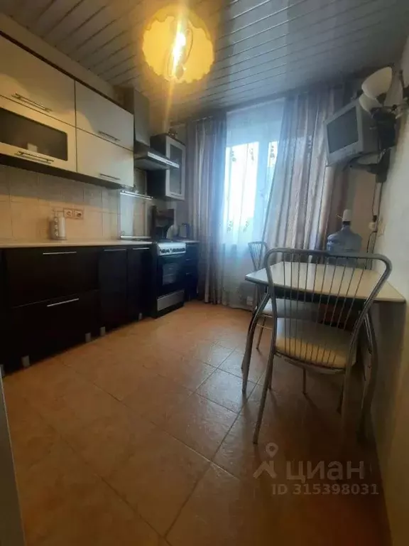 3-к кв. Курская область, Курск ул. Димитрова, 71 (60.8 м) - Фото 0