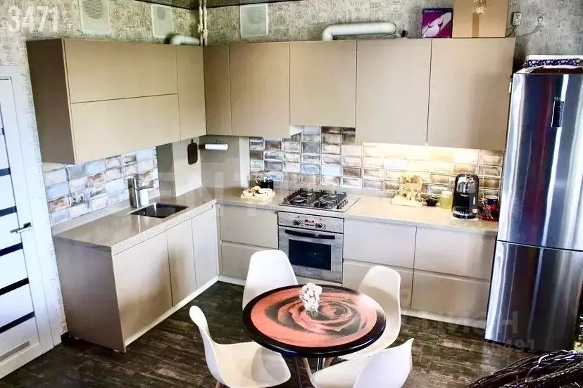 Дом в Севастополь ул. Кедрина, 2Ж (100 м) - Фото 1