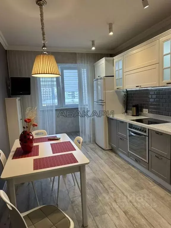 3-к кв. Красноярский край, Красноярск ул. Щорса, 43 (82.0 м) - Фото 2