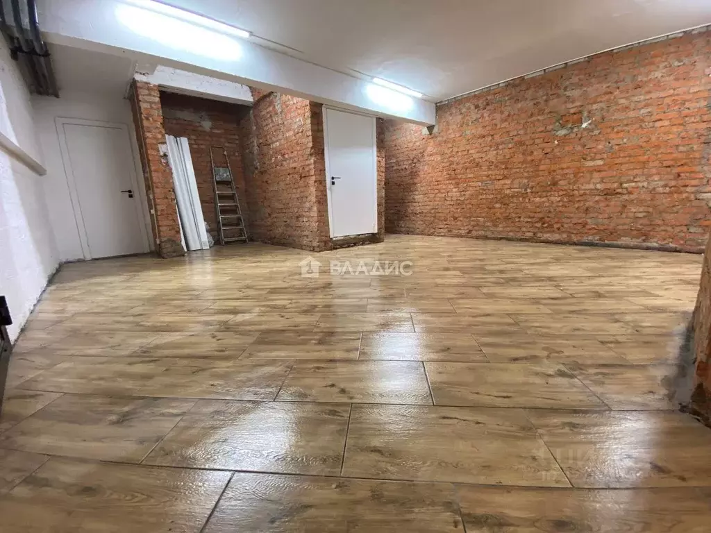 Помещение свободного назначения в Москва ул. Сергея Эйзенштейна, 6 (72 ... - Фото 1