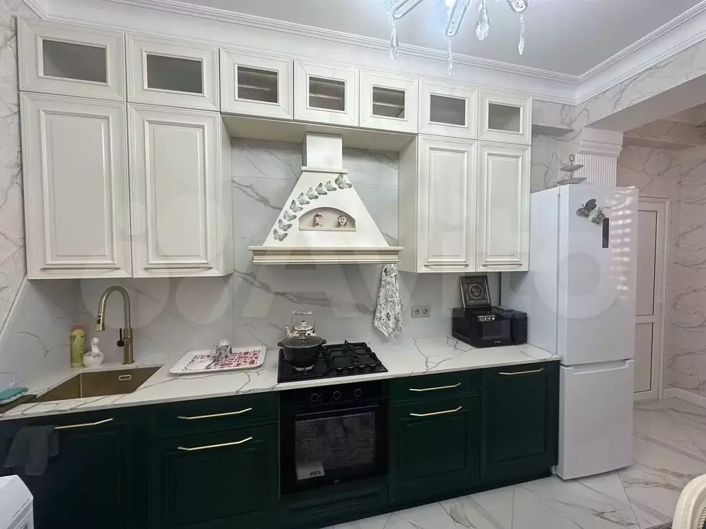 2-к. квартира, 76 м, 4/11 эт. - Фото 0