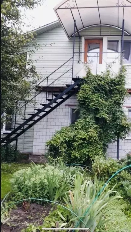 Дом в Брянская область, Жуковский муниципальный округ, с. Ржаница ул. ... - Фото 2